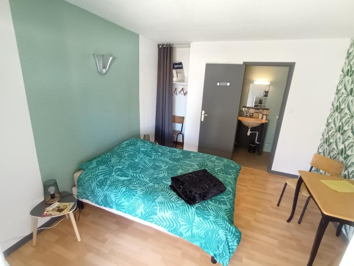 Le Miraillet, Chambre Hote Saint-Illide Bagian luar foto